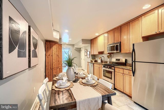 2016 PORTUGAL ST, Baltimore, MD 21231