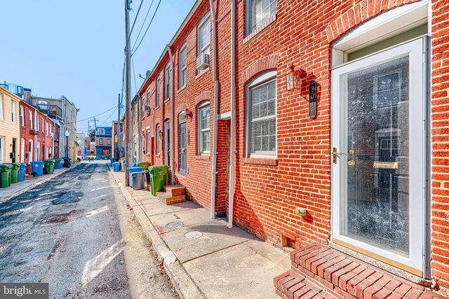 2016 PORTUGAL ST, Baltimore, MD 21231