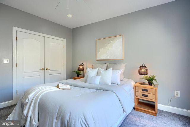 2016 PORTUGAL ST, Baltimore, MD 21231