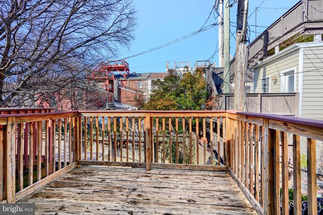 2016 PORTUGAL ST, Baltimore, MD 21231