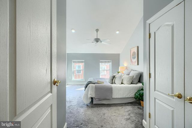 2016 PORTUGAL ST, Baltimore, MD 21231