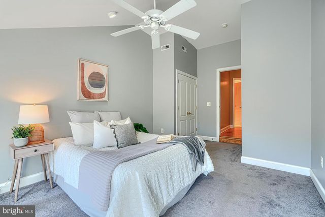 2016 PORTUGAL ST, Baltimore, MD 21231