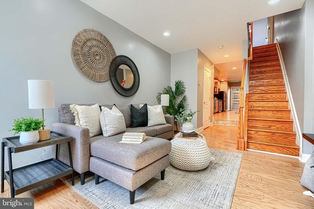 2016 PORTUGAL ST, Baltimore, MD 21231