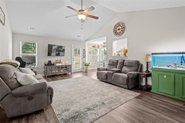 142 Oakville Drive, Dallas, GA 30157