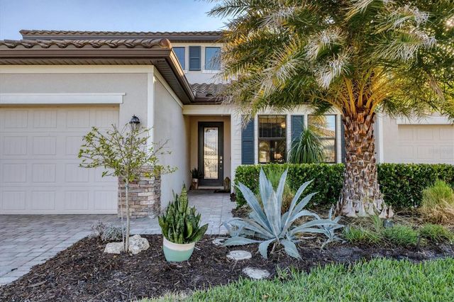 18013 POLO TRAIL, Bradenton, FL 34211