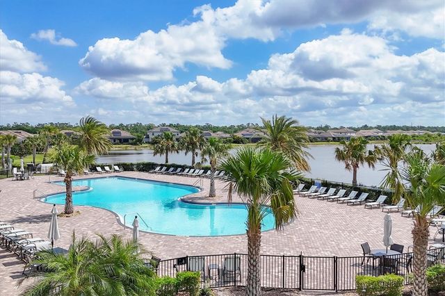 18013 POLO TRAIL, Bradenton, FL 34211