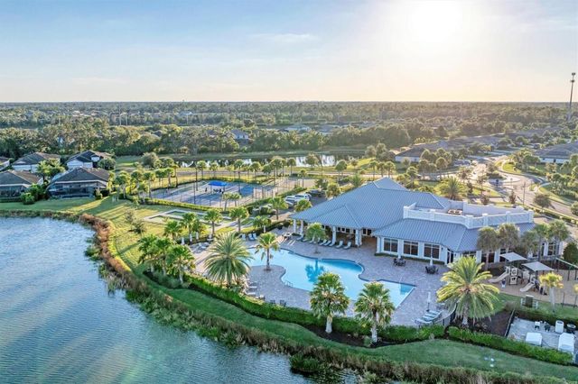 18013 POLO TRAIL, Bradenton, FL 34211