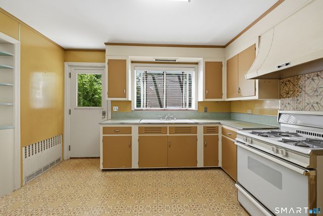 6 Taylor Road, Bethel, CT 06801
