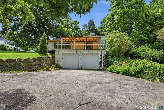 6 Taylor Road, Bethel, CT 06801