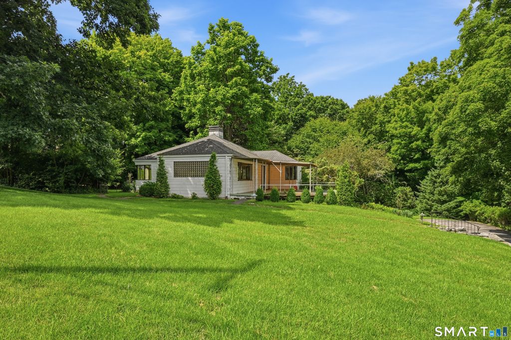 6 Taylor Road, Bethel, CT 06801
