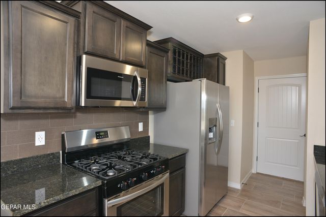806 TS Daniel Cadena Drive A&B, Socorro, TX 79927