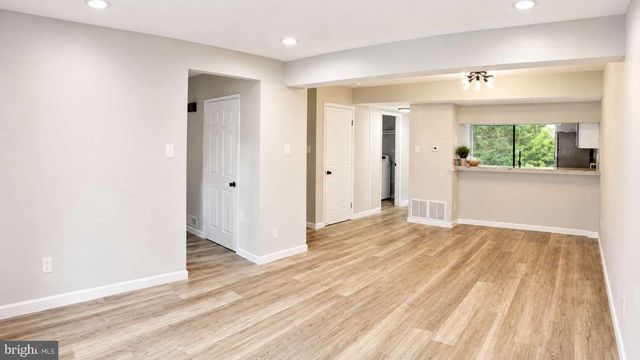 95 DORSET DR, Marlton, NJ 08053