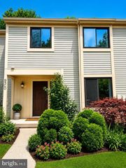 95 DORSET DR, Marlton, NJ 08053