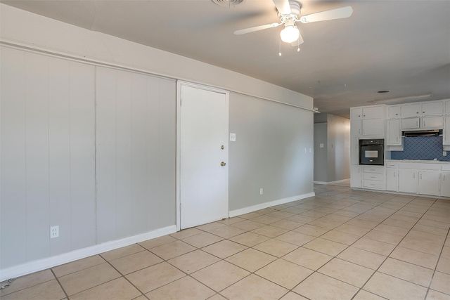 5608 Trail Lake Drive, Fort Worth, TX 76133