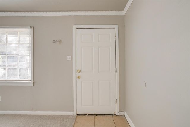 5608 Trail Lake Drive, Fort Worth, TX 76133