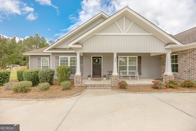 242 Canterberry Place, Statesboro, GA 30458