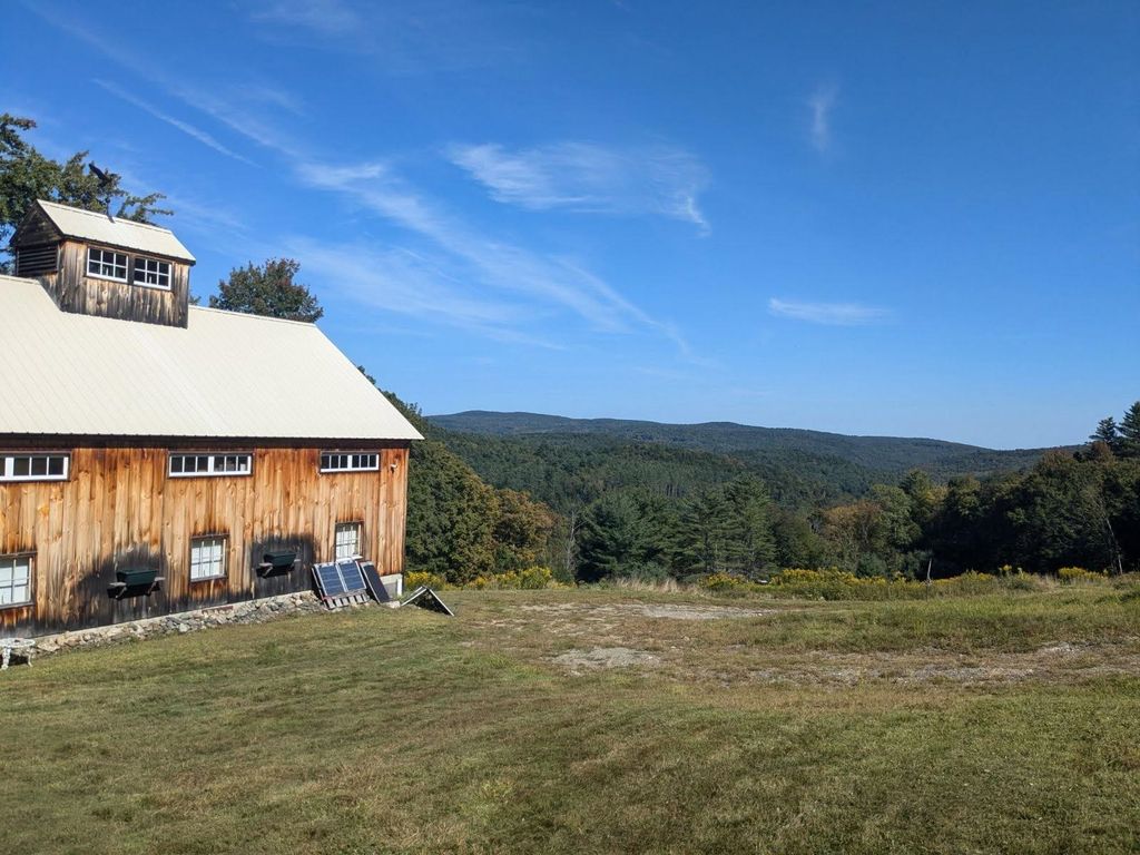 380 Smith Road, Halifax, VT 05358