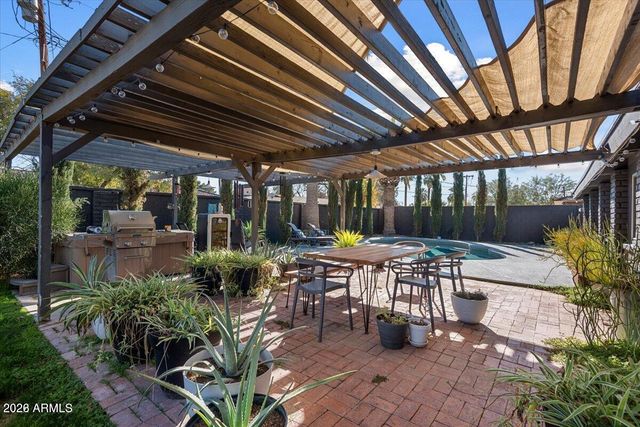 6643 N 7TH Drive, Phoenix, AZ 85013