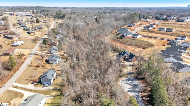 6 Fiddlers Way, Seneca, SC 29678