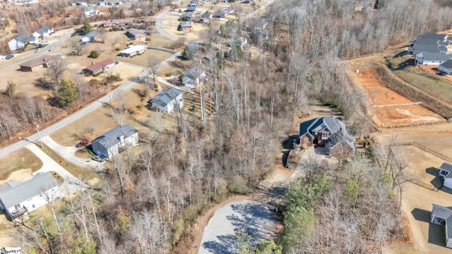6 Fiddlers Way, Seneca, SC 29678