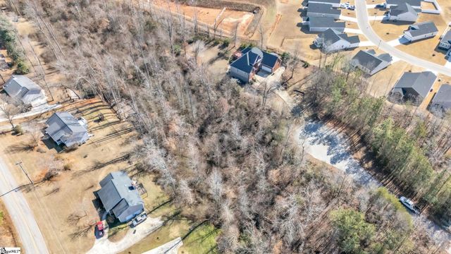 6 Fiddlers Way, Seneca, SC 29678