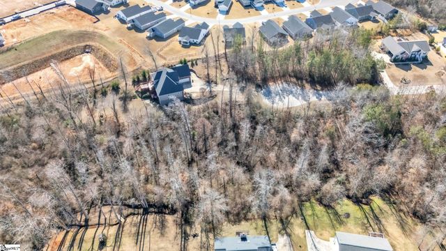 6 Fiddlers Way, Seneca, SC 29678