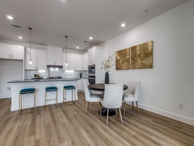 5617 Woodlands Drive, The Colony, TX 75056