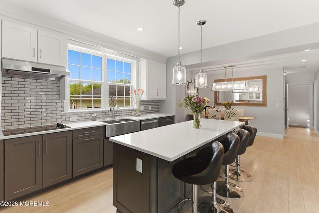 33 Weston Road, Franklin Twp, NJ 08873