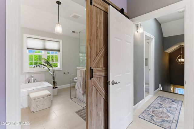 33 Weston Road, Franklin Twp, NJ 08873