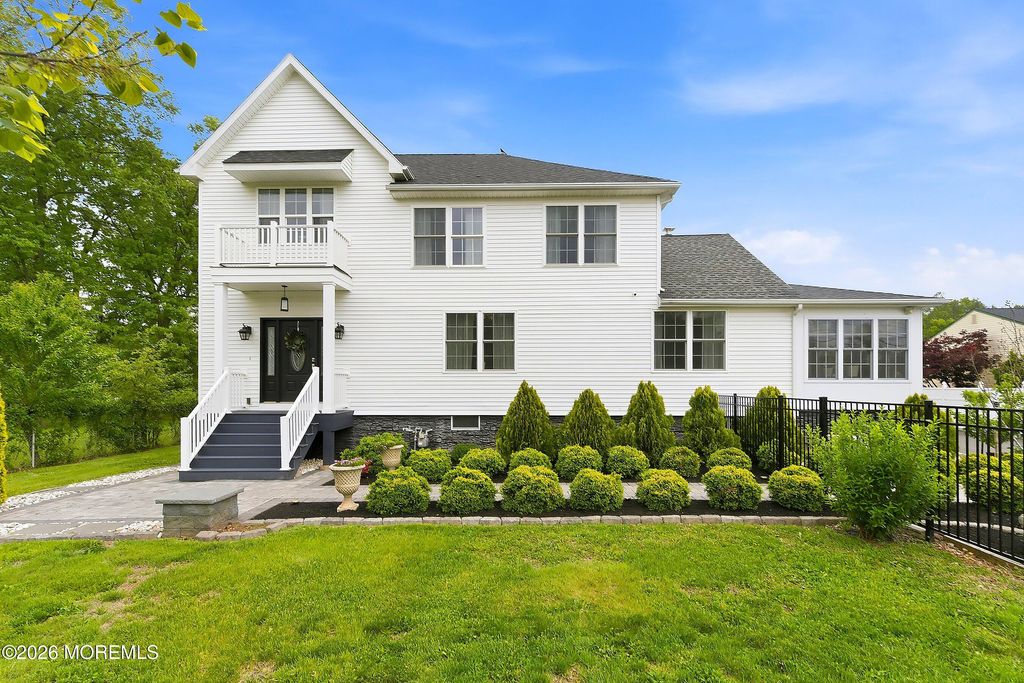 33 Weston Road, Franklin Twp, NJ 08873
