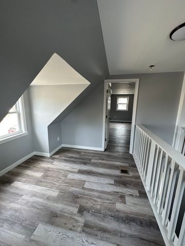 18108 Oakwood Avenue, Lansing, IL 60438