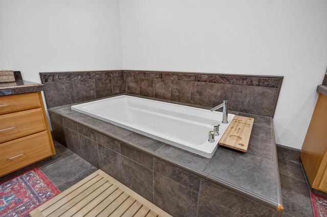 4000 Twin Ridges Rd, Placerville, CA 95667