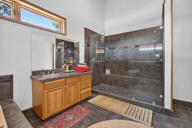 4000 Twin Ridges Rd, Placerville, CA 95667