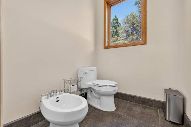 4000 Twin Ridges Rd, Placerville, CA 95667