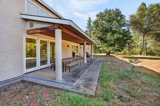 4000 Twin Ridges Rd, Placerville, CA 95667