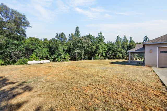 4000 Twin Ridges Rd, Placerville, CA 95667