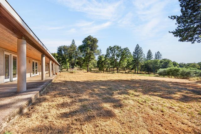 4000 Twin Ridges Rd, Placerville, CA 95667