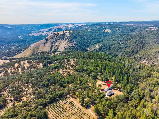 4000 Twin Ridges Rd, Placerville, CA 95667