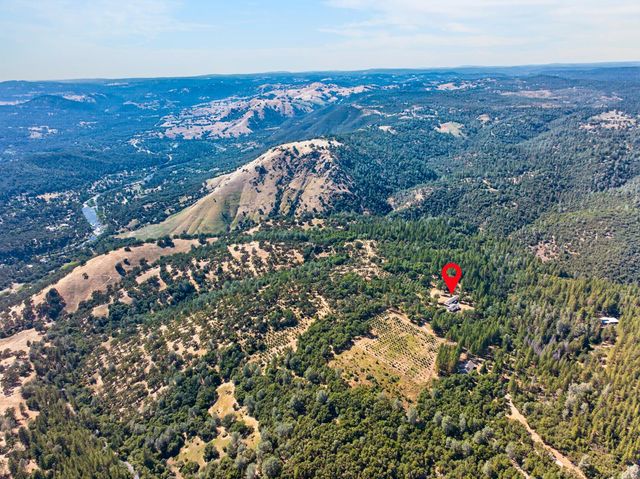 4000 Twin Ridges Rd, Placerville, CA 95667