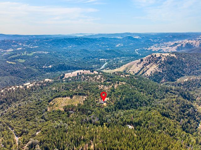 4000 Twin Ridges Rd, Placerville, CA 95667