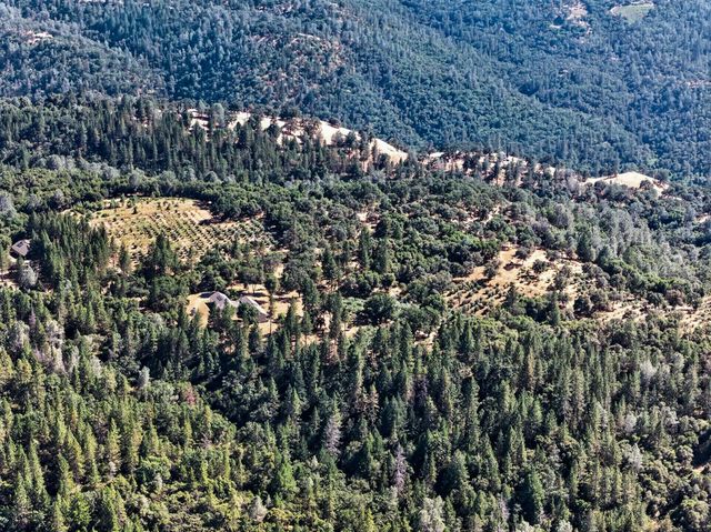 4000 Twin Ridges Rd, Placerville, CA 95667