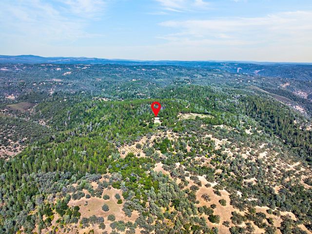 4000 Twin Ridges Rd, Placerville, CA 95667