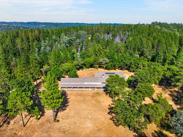 4000 Twin Ridges Rd, Placerville, CA 95667