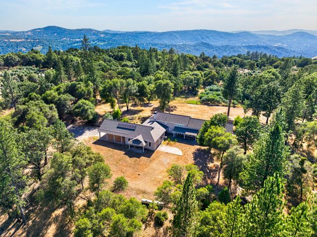 4000 Twin Ridges Rd, Placerville, CA 95667