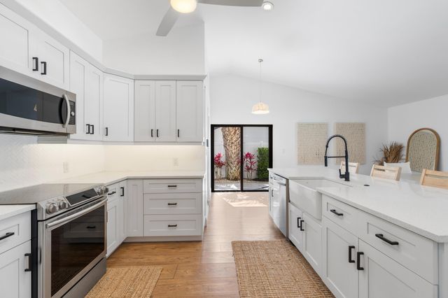 391 S Country Club Boulevard, Boca Raton, FL 33487