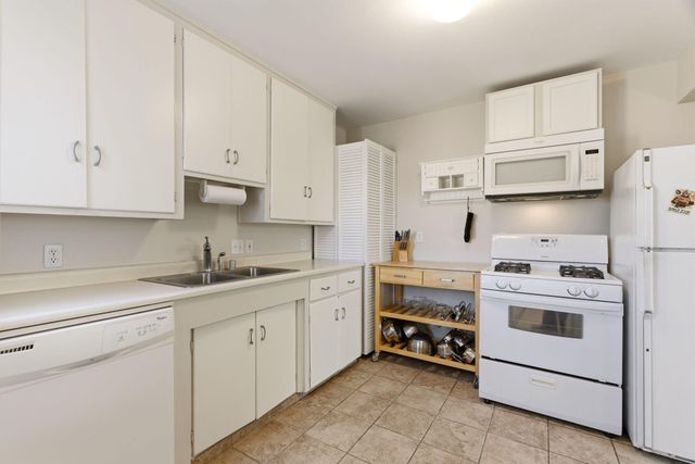 812 Madeira Drive NE, Albuquerque, NM 87108