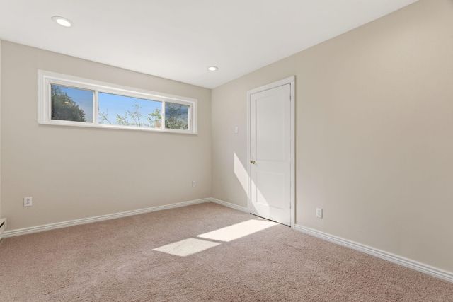 812 Madeira Drive NE, Albuquerque, NM 87108