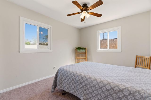 812 Madeira Drive NE, Albuquerque, NM 87108