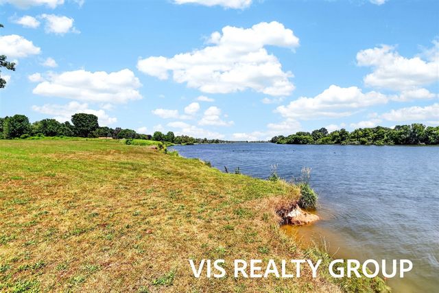 14911 Groenevelt Road, Spring Lake, MI 49456