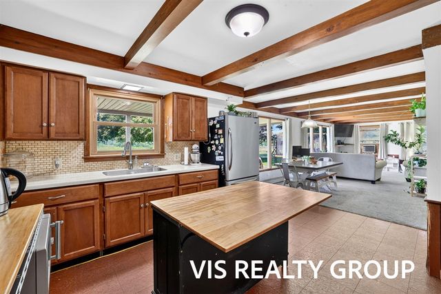14911 Groenevelt Road, Spring Lake, MI 49456